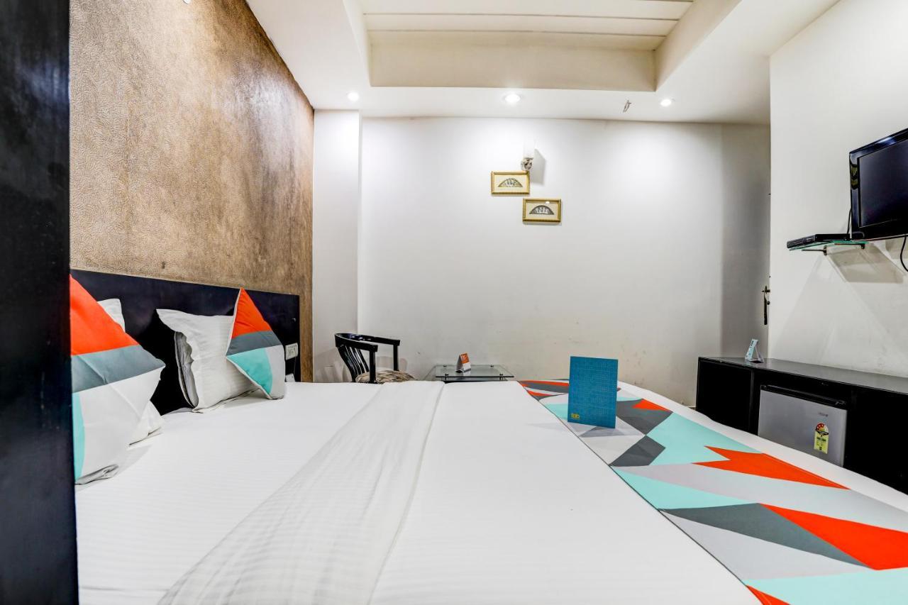 Fabexpress Jeniffer Inn Делі Екстер'єр фото
